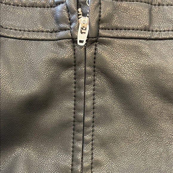 BLANKNYC Spend the Night Skirt, 26 - Picture 11 of 11